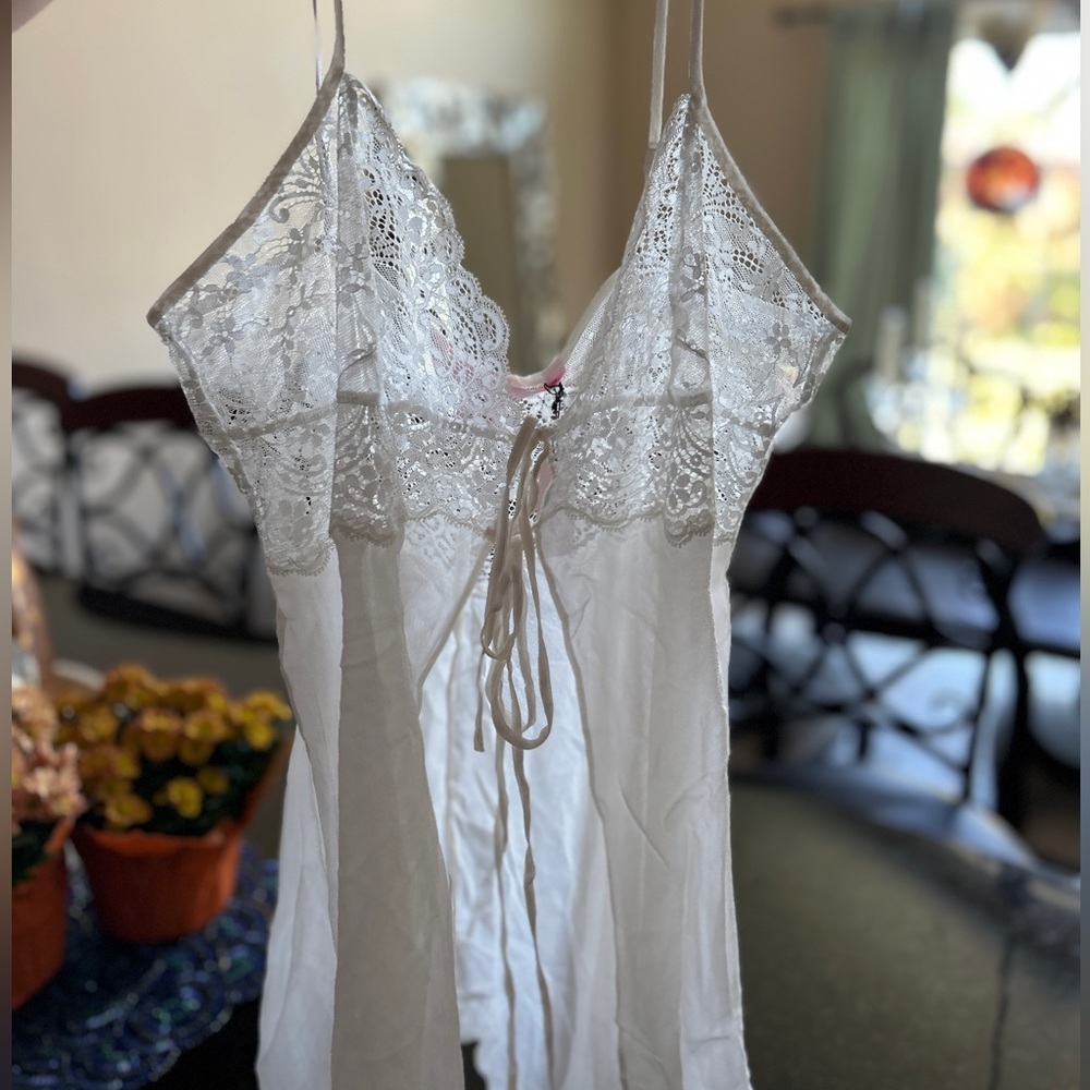 Sold Vintage NWT Victoria’s Secret Slip